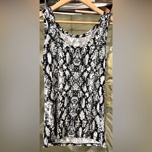 Calvin Klein liquid Jersey super soft size small stretchy